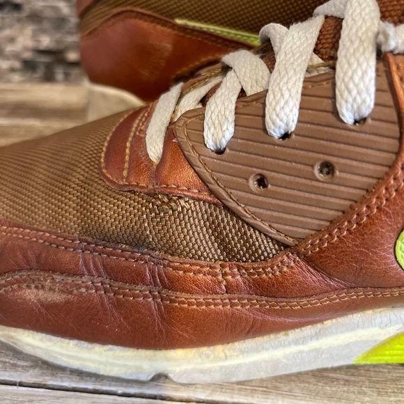 2007 OG Nike Air Max 90 Premium QS UMBER VOLT  12 - Picture 9 of 11